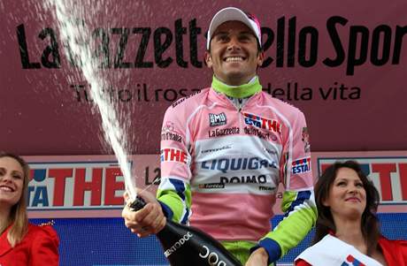 Ivan Basso vyhrál Giro dItalia