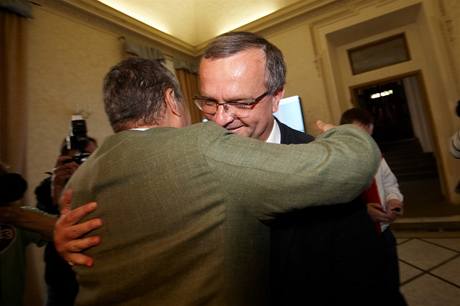 Volby oima fotograf LN - Miroslav Kalousek a Karel Schwarzenberg