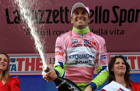 Ivan Basso vyhrál Giro dItalia