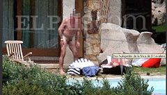 Fotografie z Berlusconiho vily, kterou zveejnil El País