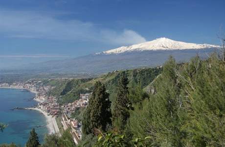 Etna v Itálii.