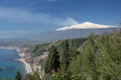 Etna v Itálii.