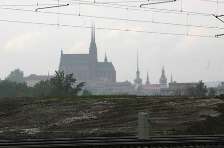 Oslavnou báse, v tom pravém slova smyslu, o Brnu nikdo nenapsal.