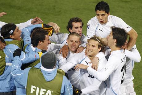 Uruguay - JAR (radost fotbalist z Jiní Ameriky)