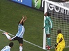 Argentina - Nigérie (mí je v nigerijské síti).