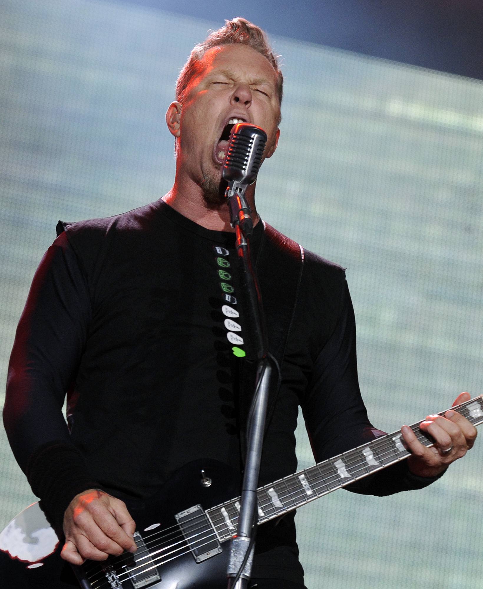 James Hetfield z Metallicy na festivalu Sonisphere v Polsku