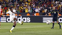Srbsko - Ghana (Asamoah promnuje penaltu).