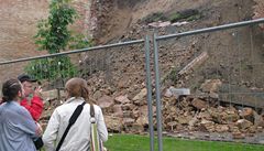 �ást z�ícených hradeb na brn�nském �pilberku.