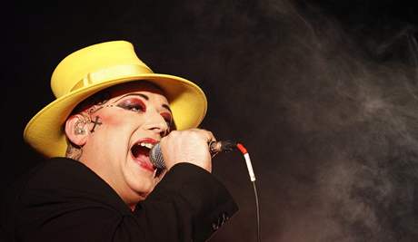 Festival v Glastonbury, zpvk Boy George