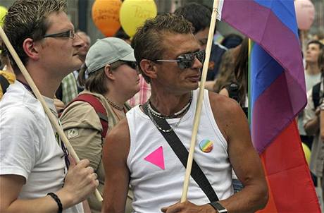 Na námstí Svobody v Brn se konal 28. ervna pochod homosexuál Queer Parade, první akce tohoto druhu v esku.