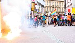 Sv�tlice na Queer Parade v Brn�