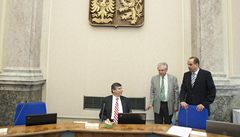 Poslední jednání Fischerova kabinetu, na kterém si vláda schválila svou demisi.