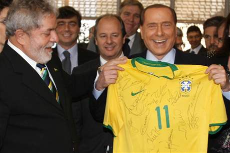 Silvio Berlusconi v Braziílii. 