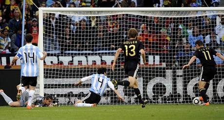 Argentina - Nmecko (Klose stl branku).