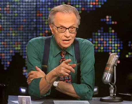 Legenda Talk show. Moderátor Larry King se po 25 letech rozhodl, e ukoní vysílání svého poadu. 