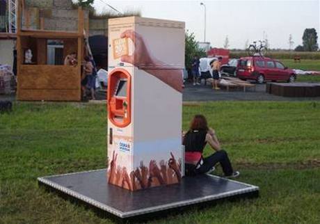 Mobilní bankomat