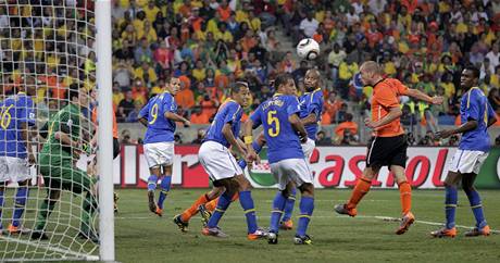 Brazílie - Nizozemsko (Sneijder dává gól)