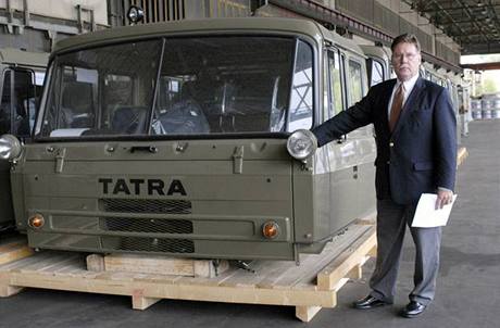 Nový pedseda pedstavenstva a generální editel automobilky Tatra Ronald Adams. (2006)