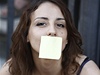 Novinái v Itálii protestovali proti "náhubkovému zákonu".
