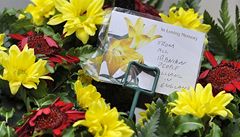 Lidé si v Londýn� p�ipomínali páté výro�í bombových útok�. 