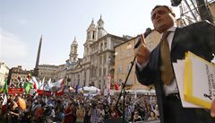 Noviná�i v Itálii protestovali proti "náhubkovému zákonu".