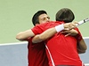 Davis Cup - Djokovi slaví výhru Srbska nad Chorvatskem.