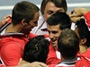 Davis Cup - Djokovi a jeho tým slaví výhru Srbska nad Chorvatskem.