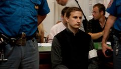 Soud se �pi�kami pravicového extremismu, s Patrikem Vondrákem, Milanem Hrochem, Michaelou Dupovou nebo Filipem Vávrou.