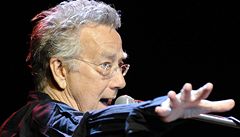 Klávesista The Doors Ray Manzarek