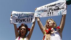 Aktivistky ze sdruení Femen protestují v Kyjev proti odstávkám teplé vody