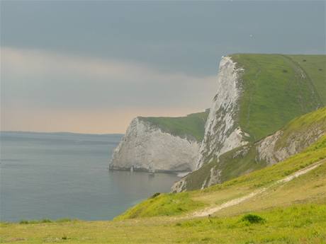 Pobe Dorsetu cestou na Durdle Door.