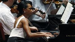 Exministryn� zahrani�í USA Condoleezza Riceová doprovodila na klavír soulovou legendu Arethu Franklinovou.