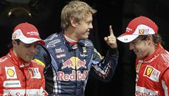 Sebastian Vettel (uprostřed), Fernando Alonso (vpravo) a Felipe Massa | na serveru Lidovky.cz | aktuální zprávy