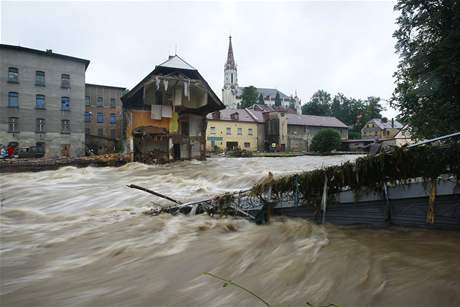 Chrastavu na Liberecku potrápila blesková povode, nkolik dom zcela zniila