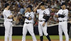 Alex Rodriguez se svými spoluhrá�i.