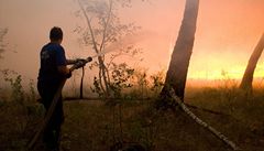 Rusko bojuje s nejrozsáhlej�ími po�áry za posledních 140 let