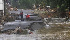 Lidé v Hemanicích na Liberecku se vzpamatovávají ze sobotní záplavové vlny.
