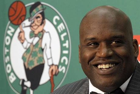 Shaq O´Neal podepsal smlouvu v Bostonu.