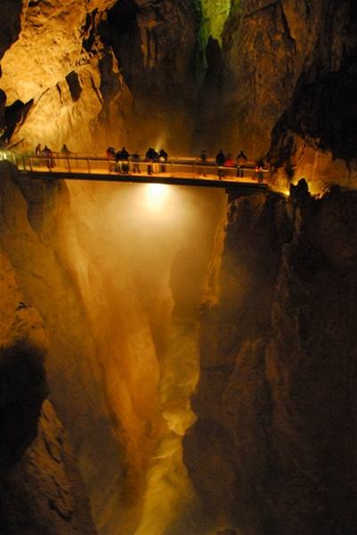Skojan Caves