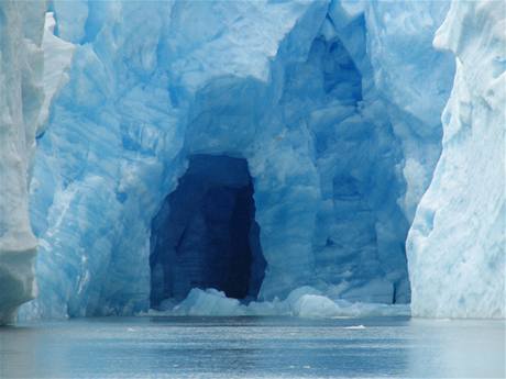 Patagonsk ledovcov jeskyn