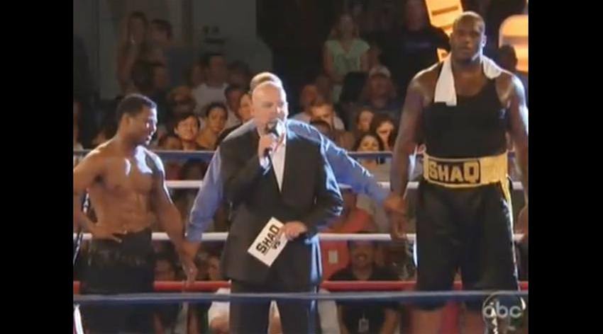Shaq O´Neal (vpravo) a Shane Mosley.