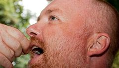 V praské ZOO mohli lidé ochutnat hmyz.