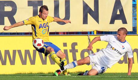 FC Baník Ostrava - FK Teplice (Tomá Vondráek, vlevo, a Adam Varadi)