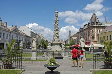 Hlavní ulice a Staré Mesto.