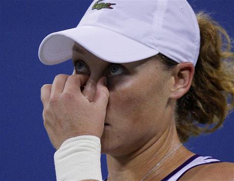Unaven tenistka Samantha Stosurov postoupila do tvrtfinle US Open a v pl druh rno