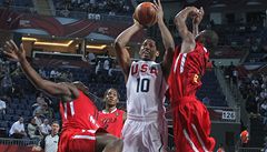 Basketbalist USA jsou ve tvtrtfinle MS. Angola nemla anci 
