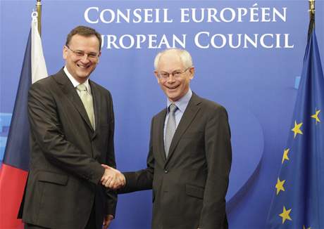 Premiér Petr Neas se v Bruselu seel s prezidentem EU Hermanem Van Rompuyem