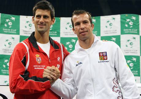 Radek tpánek (vpravo) a Novak Djokovi