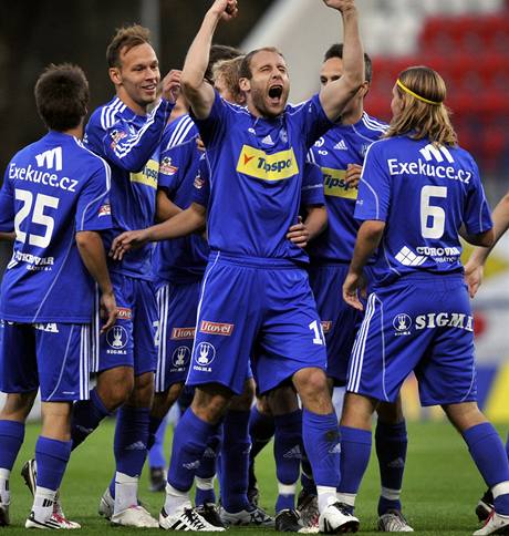 SK Sigma Olomouc - FC Slovan Liberec (radost Olomouckých, uprosted je Michal Hubník)