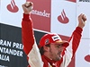 Fernando Alonso slaví triumf v Monze.